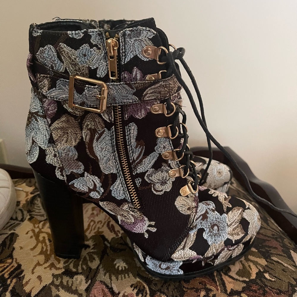 Justfab heels